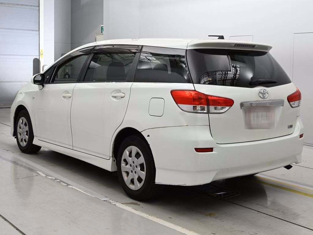 TOYOTA WISH