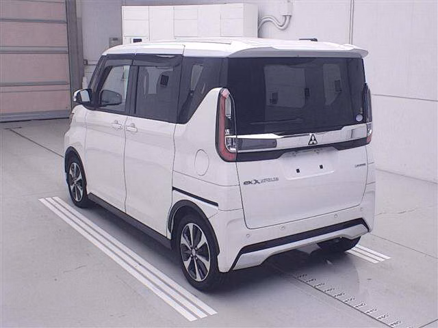 MITSUBISHI EK SPACE