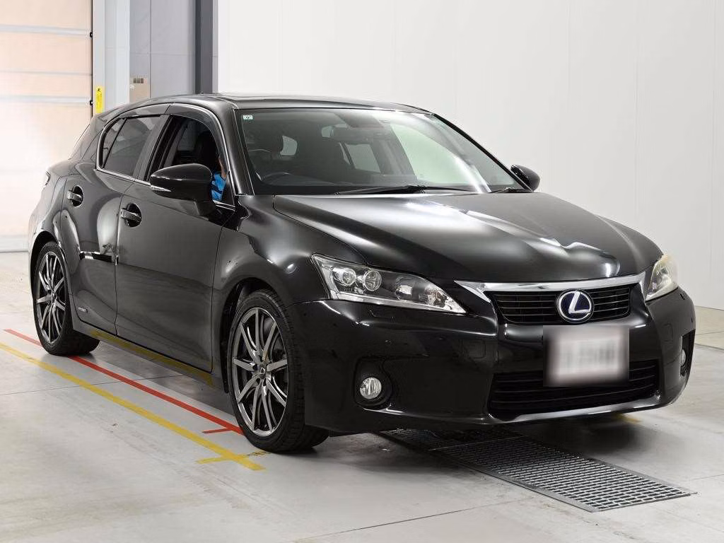LEXUS CT200H
