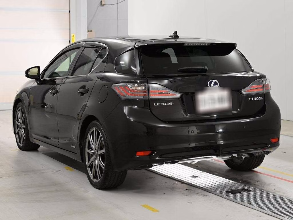 LEXUS CT200H