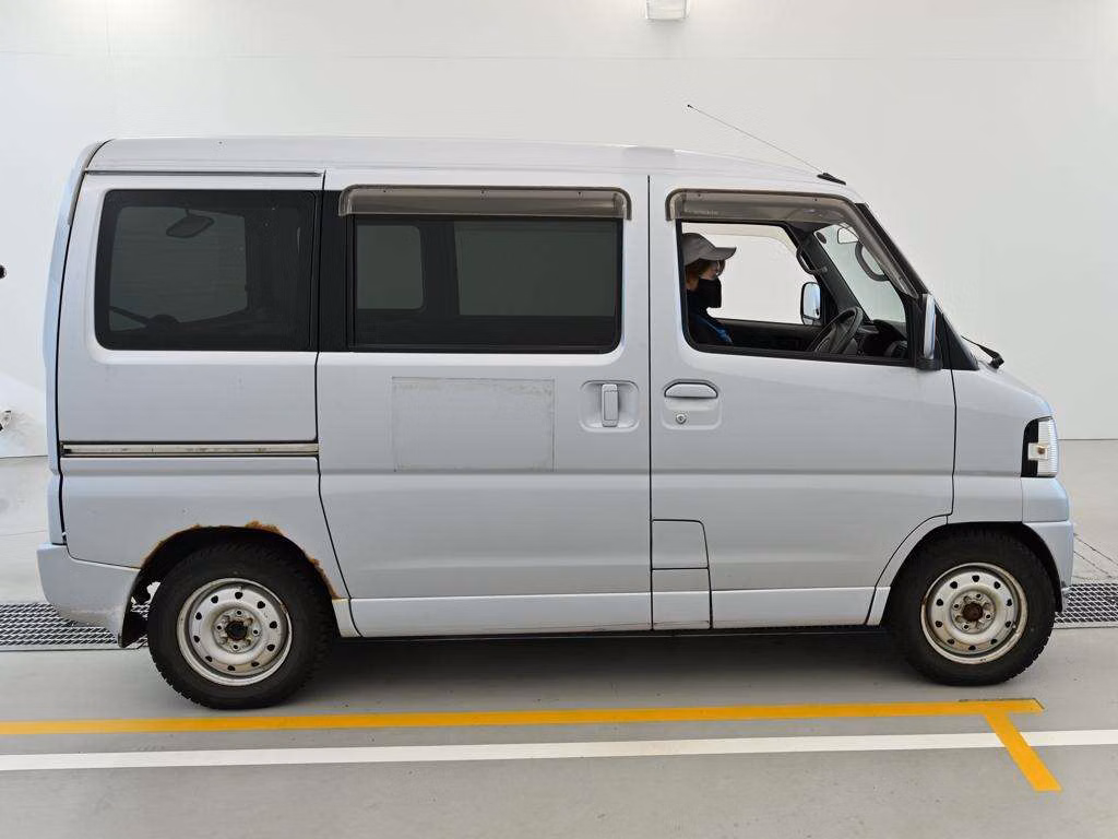 MITSUBISHI TOWN BOX