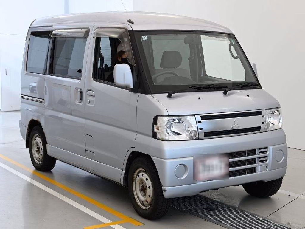 MITSUBISHI TOWN BOX