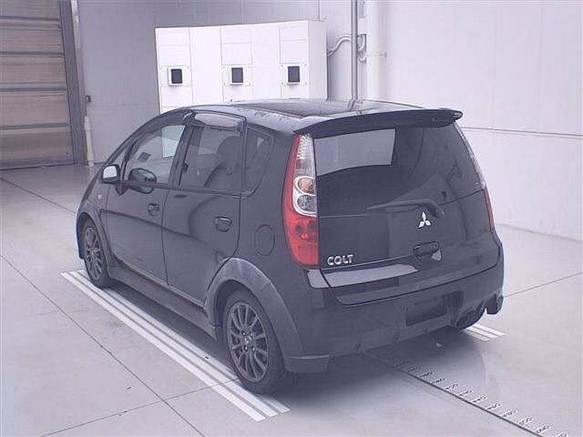 MITSUBISHI COLT