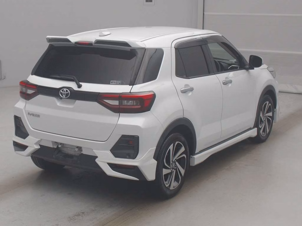 TOYOTA RAIZE