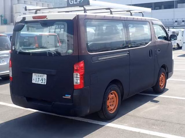 NISSAN NV350 CARAVAN