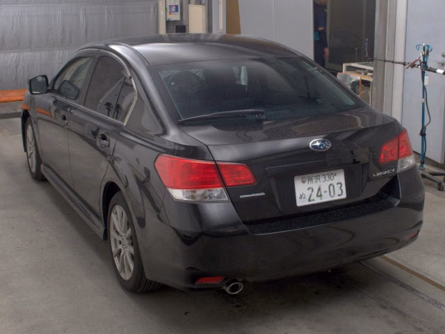 SUBARU LEGACY B4