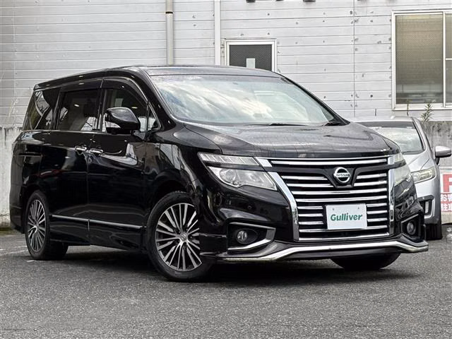 NISSAN ELGRAND