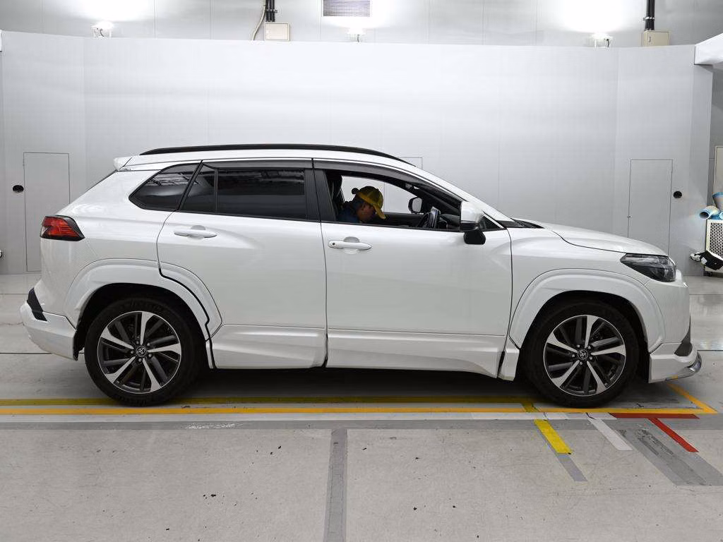 TOYOTA COROLLA CROSS