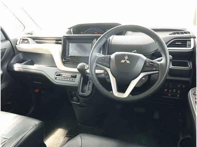 MITSUBISHI DELICA D:2