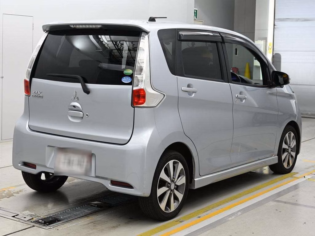 MITSUBISHI EK CUSTOM