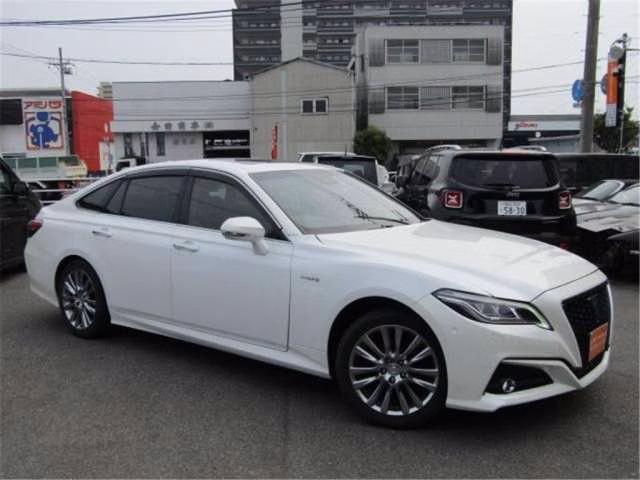 TOYOTA CROWN