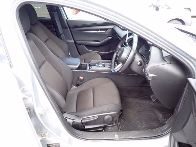 MAZDA MAZDA3
