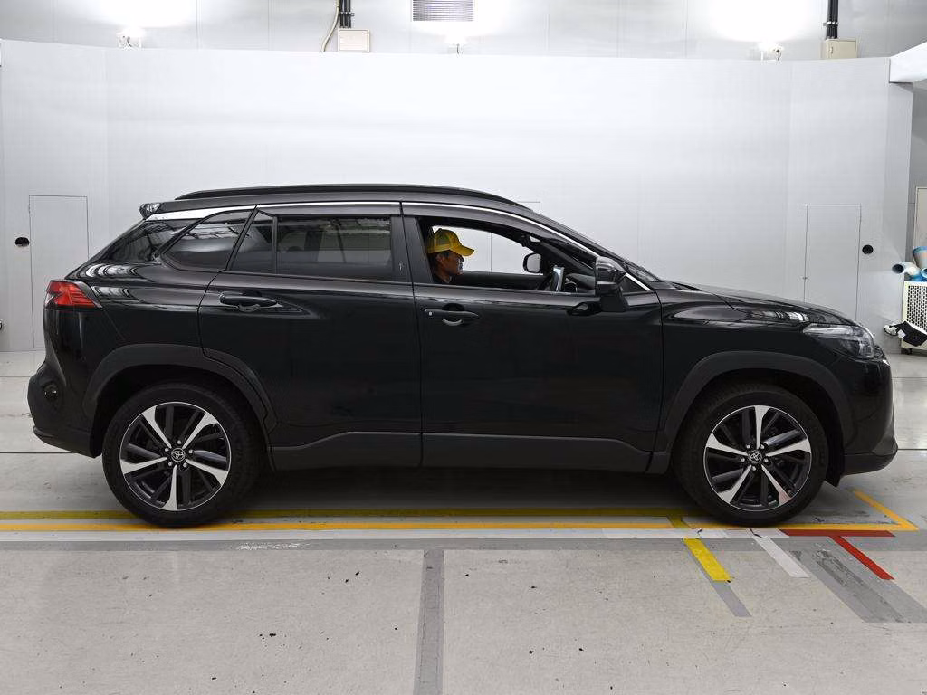 TOYOTA COROLLA CROSS