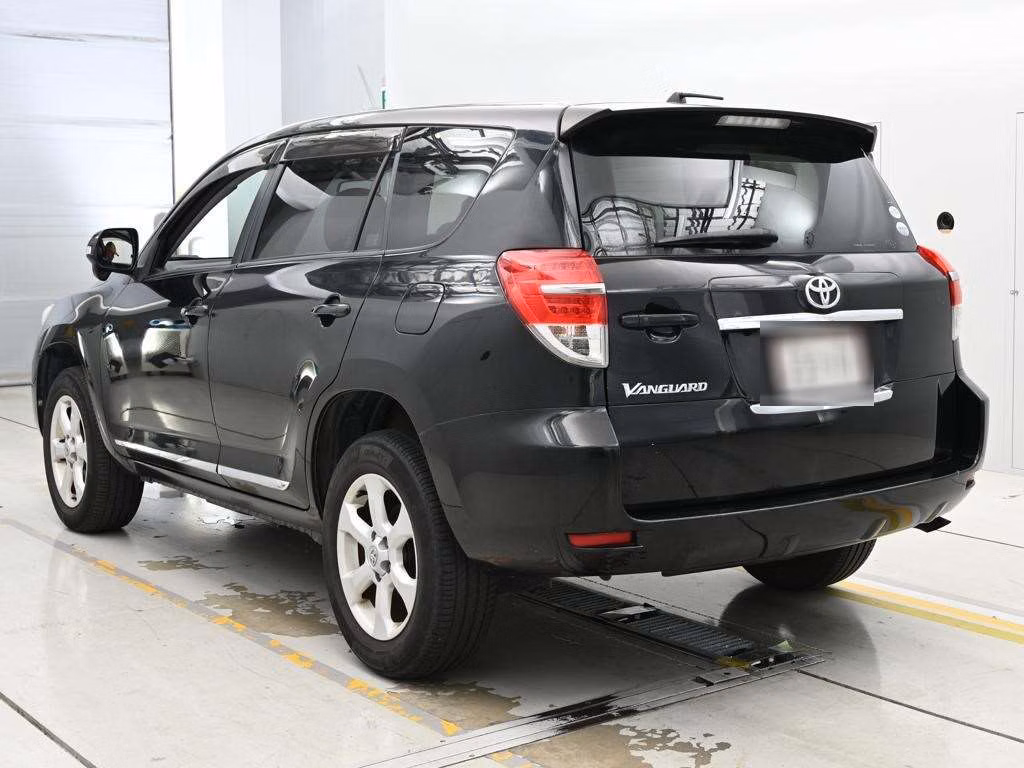 TOYOTA VANGUARD