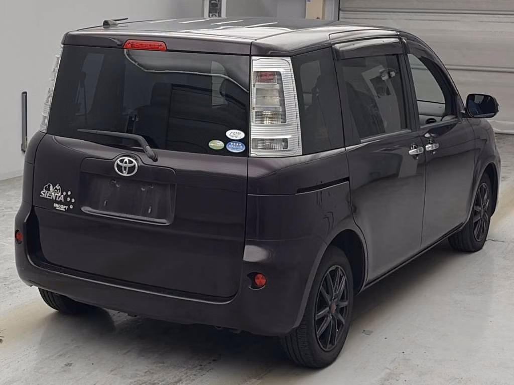 TOYOTA SIENTA
