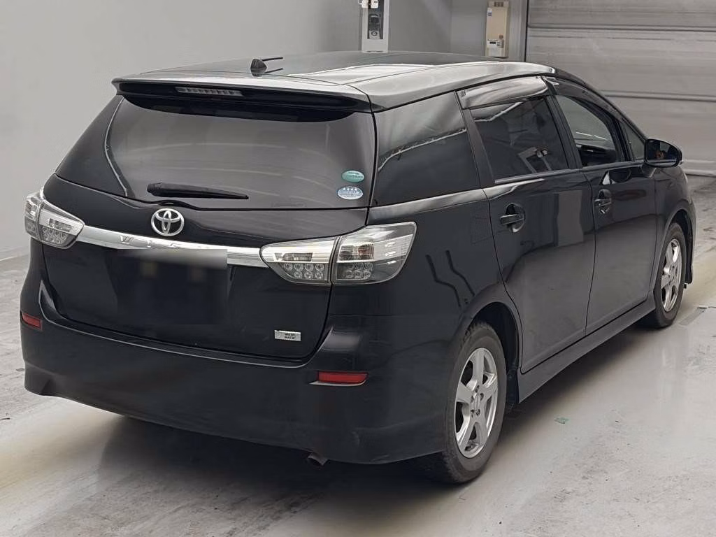TOYOTA WISH
