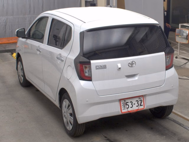 TOYOTA PIXIS EPOCH