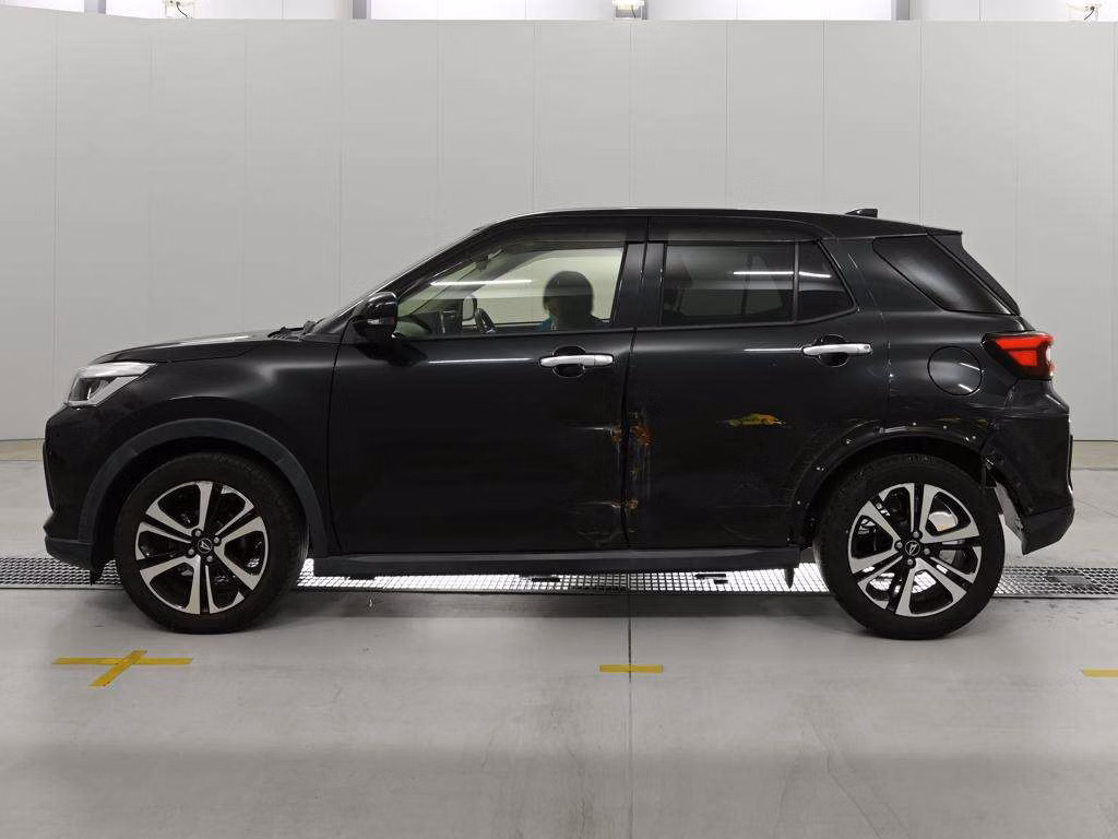 DAIHATSU ROCKY