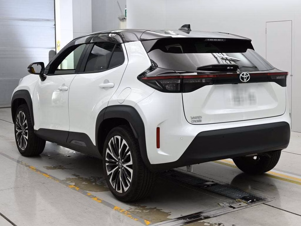 TOYOTA YARIS CROSS