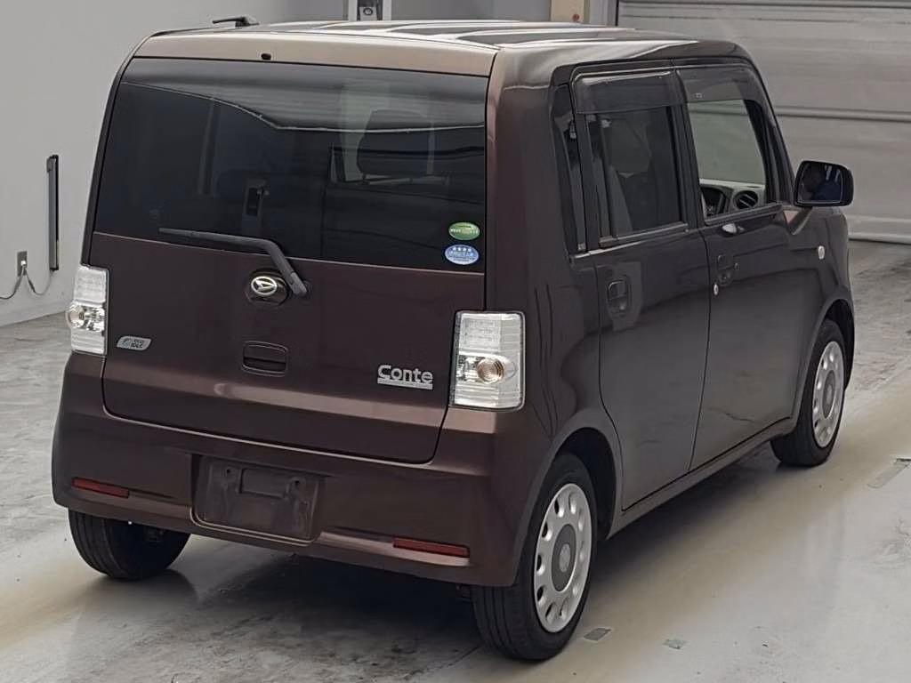 DAIHATSU MOVE CONTE