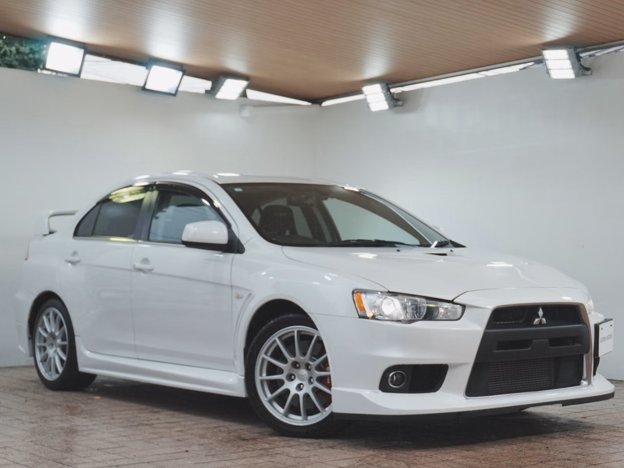 MITSUBISHI LANCER EVOLUTION
