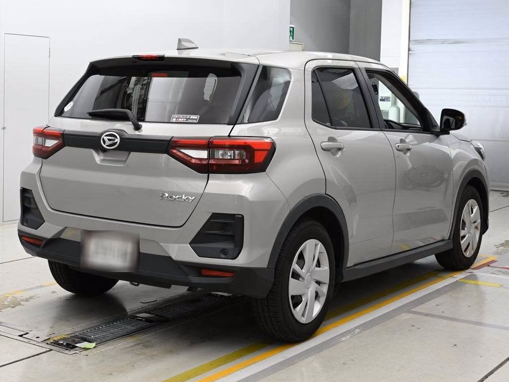 DAIHATSU ROCKY