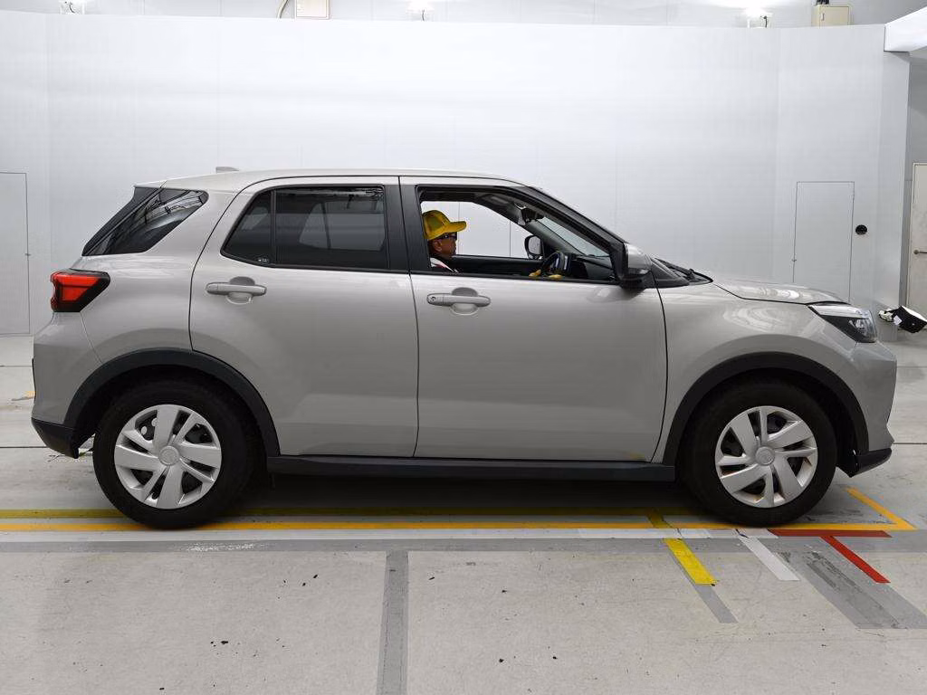 DAIHATSU ROCKY