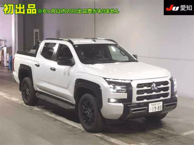MITSUBISHI TRITON