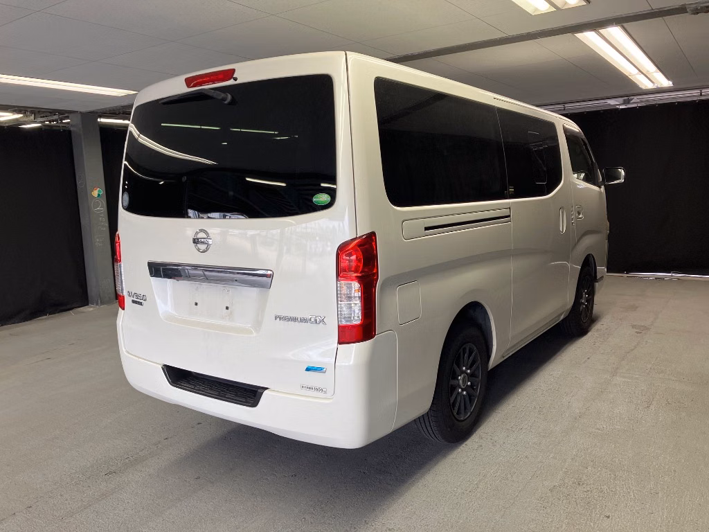 NISSAN NV350 CARAVAN