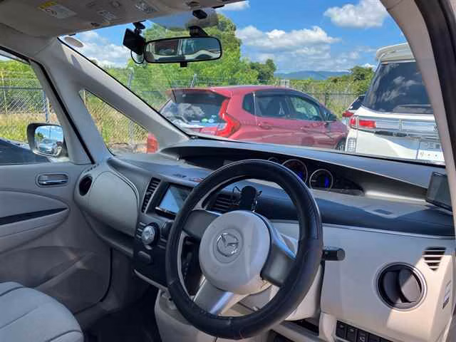 MAZDA BIANTE