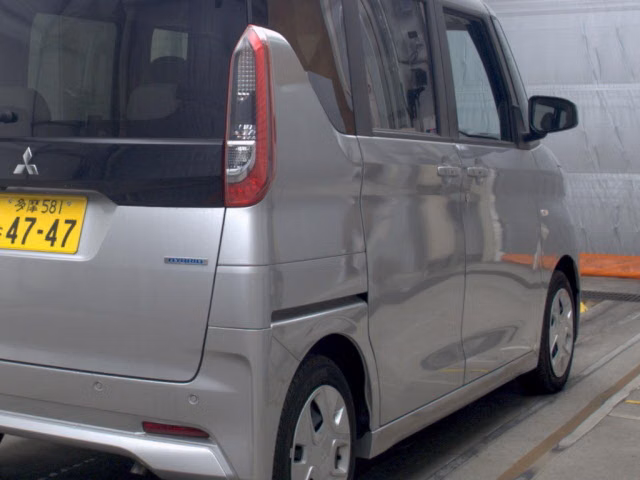 MITSUBISHI EK SPACE
