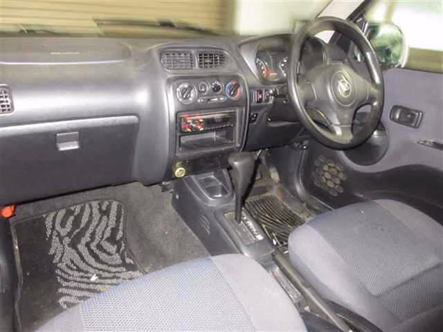DAIHATSU TERIOS KID