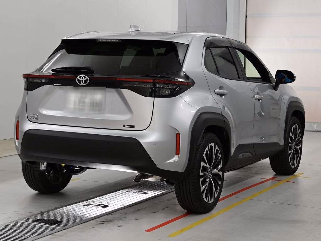 TOYOTA YARIS CROSS