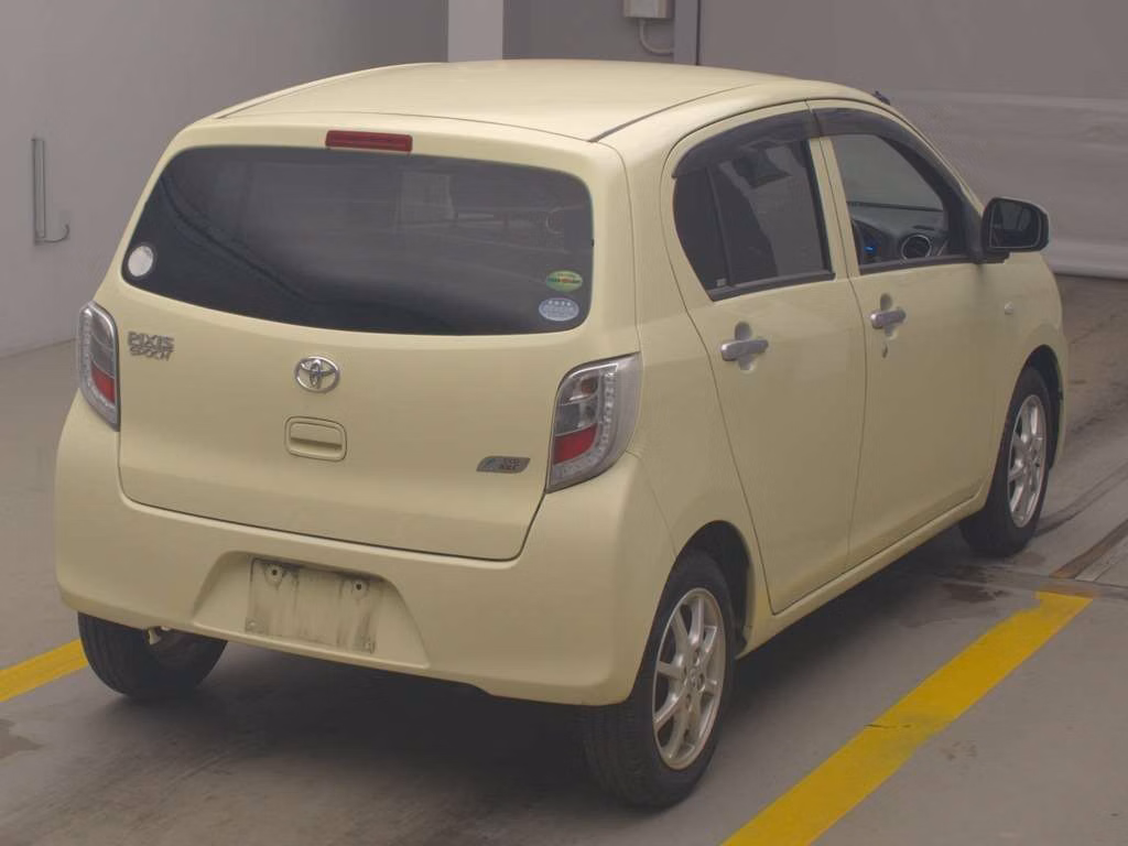 TOYOTA PIXIS EPOCH