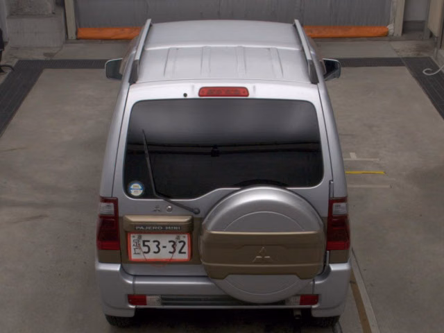 MITSUBISHI PAJERO MINI