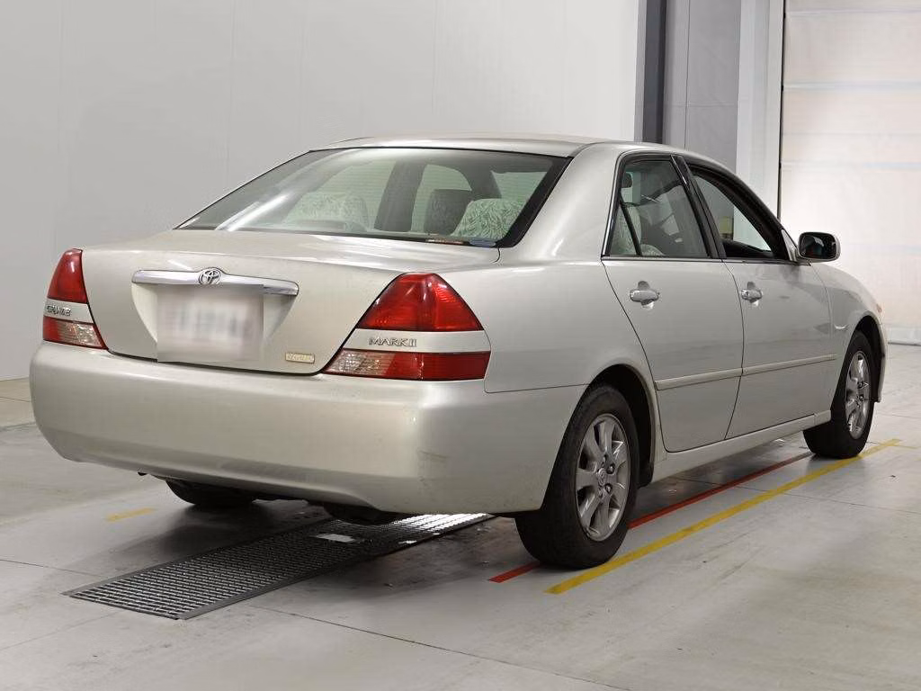 TOYOTA MARK II