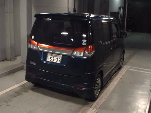 MITSUBISHI DELICA D:2