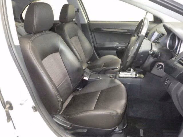 MITSUBISHI GALANT FORTIS