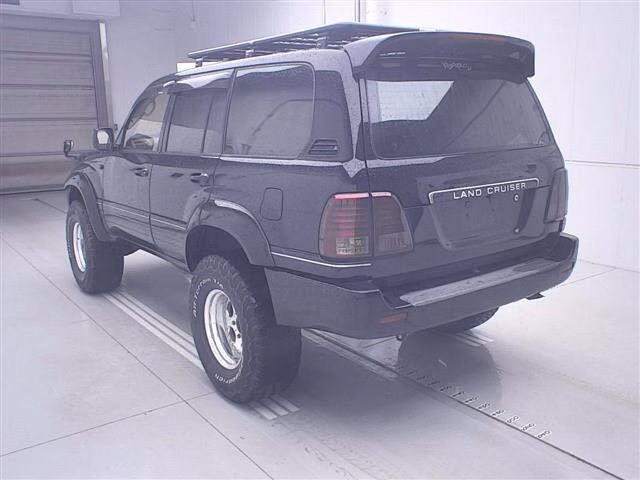 TOYOTA LAND CRUISER