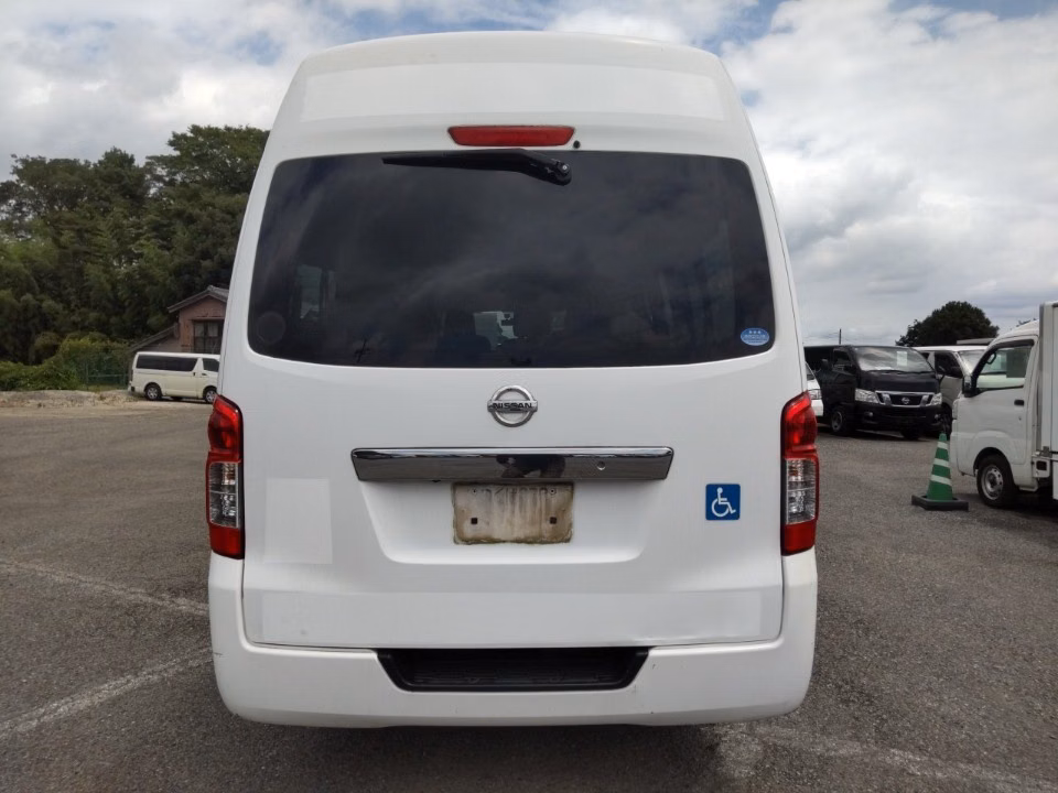 NISSAN NV350 CARAVAN
