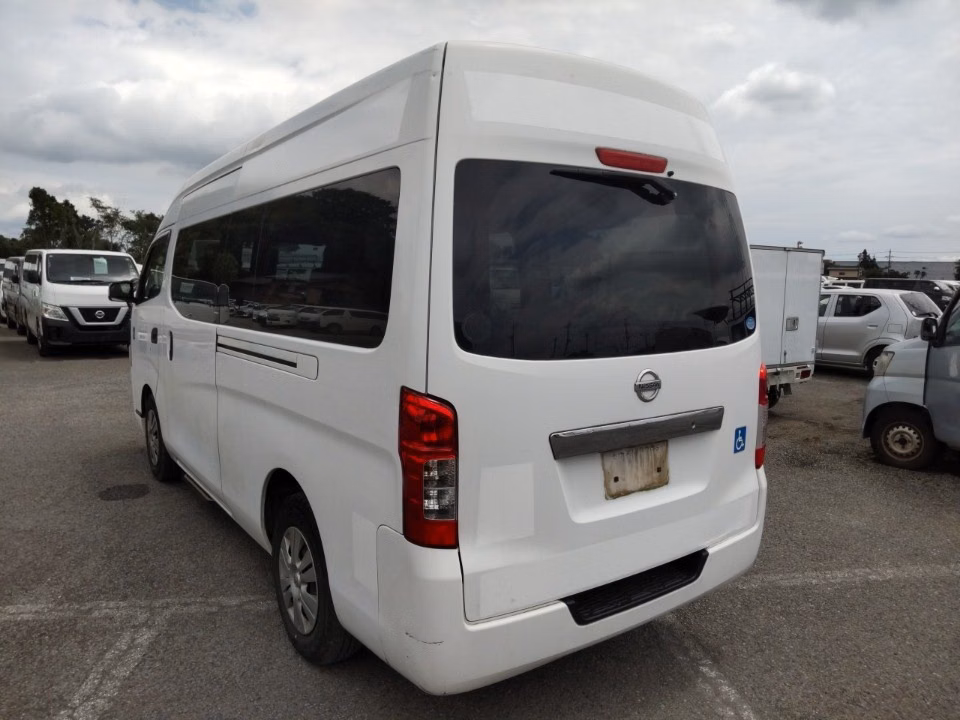 NISSAN NV350 CARAVAN