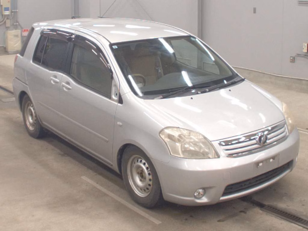TOYOTA RAUM
