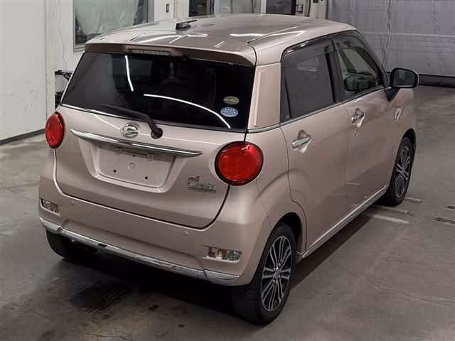 DAIHATSU CAST