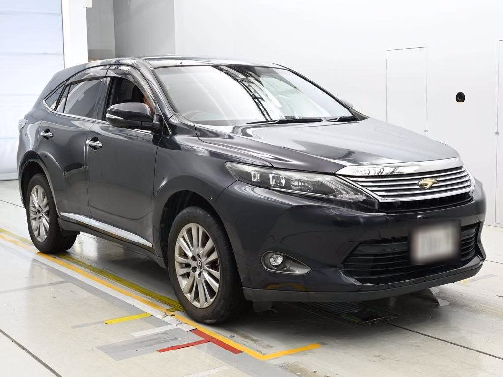 TOYOTA HARRIER