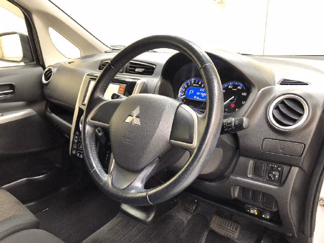 MITSUBISHI EK CUSTOM