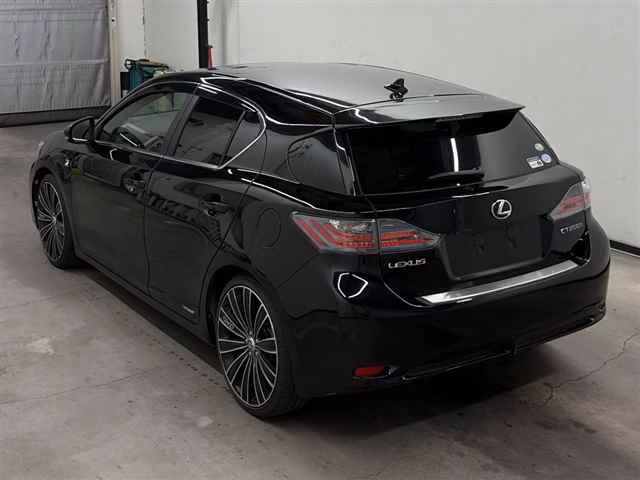 LEXUS CT200H
