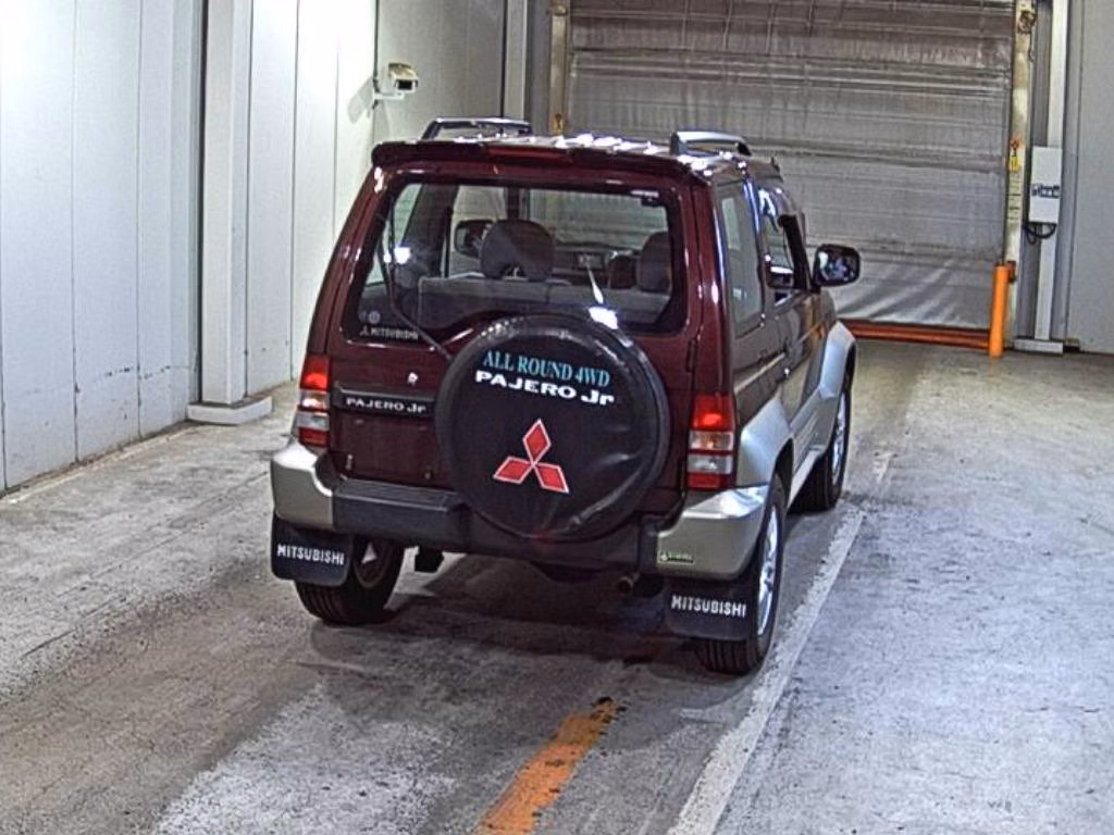 MITSUBISHI PAJERO JUNIOR