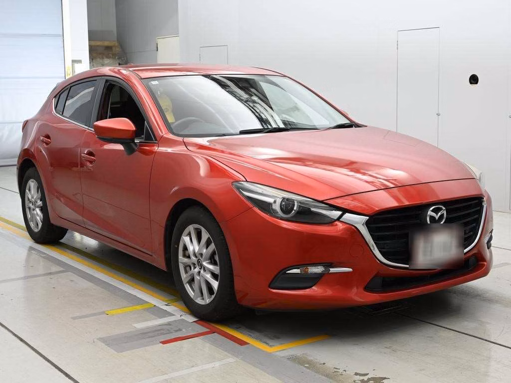 MAZDA AXELA
