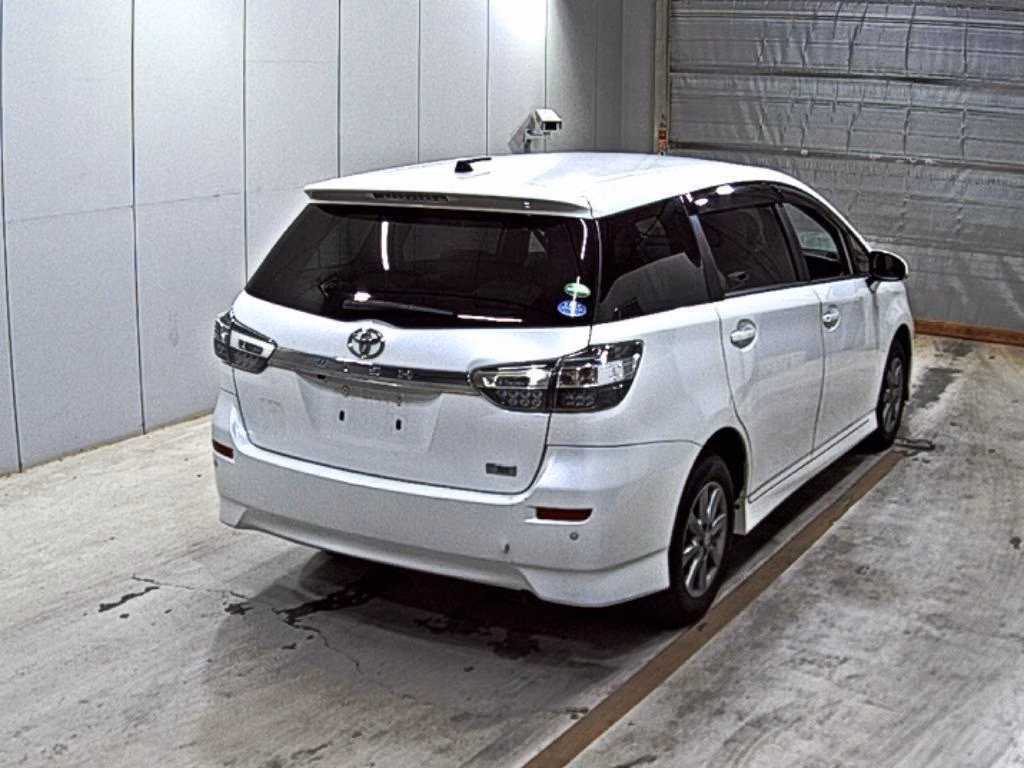TOYOTA WISH