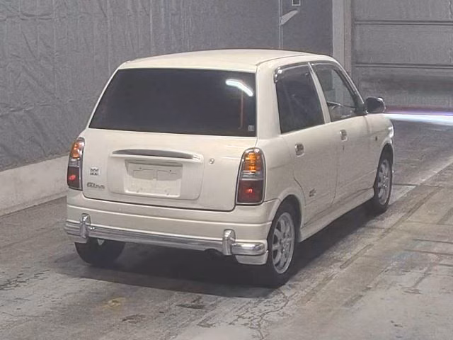 DAIHATSU MIRA GINO
